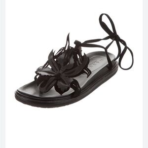 Marni / black flower embellished ankle wrap t-strap leather sandals 36 6